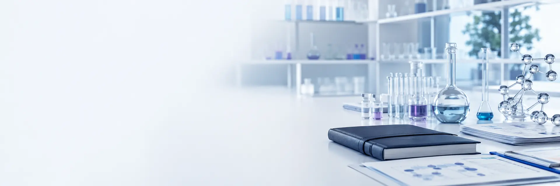 Organised laboratory documentation and analytical research workspace